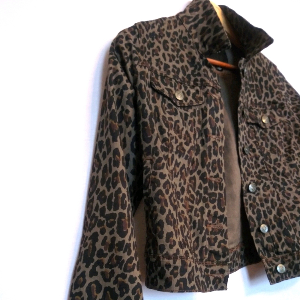 Nine West Sarah Animal Print denim jacket